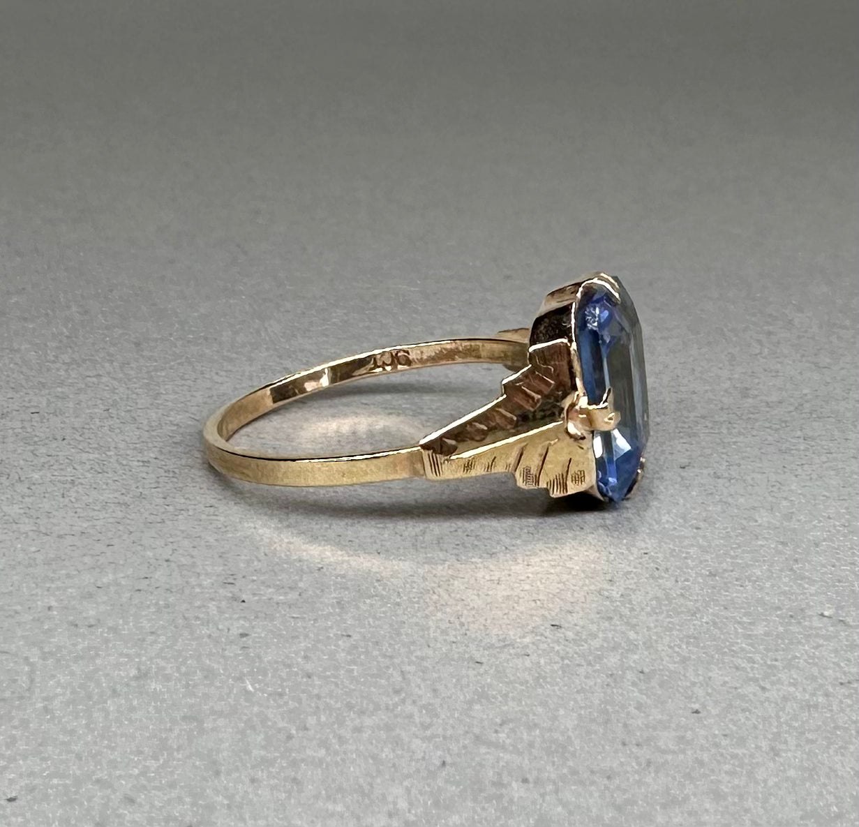 Antique 1920’s Art Deco Sapphire Ring