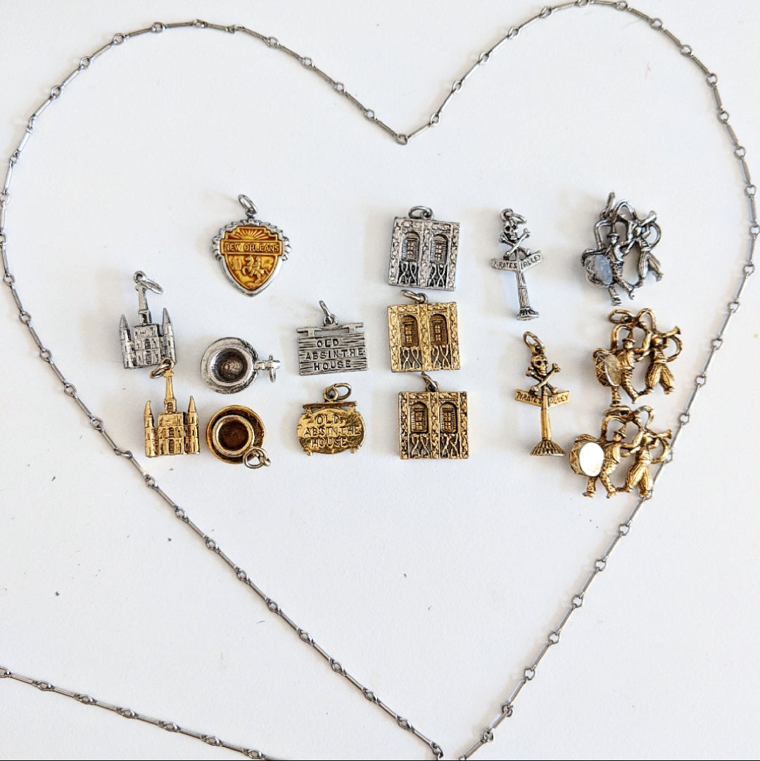 Vintage New Orleans Souvenir Necklace