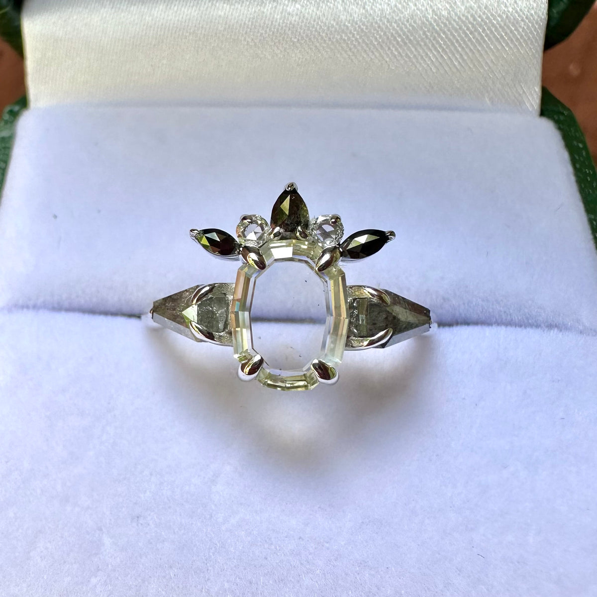 Greta Ring