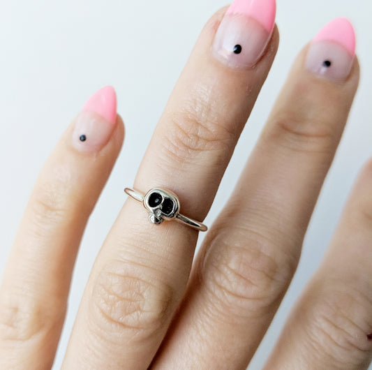 Lil Skull Midi Ring