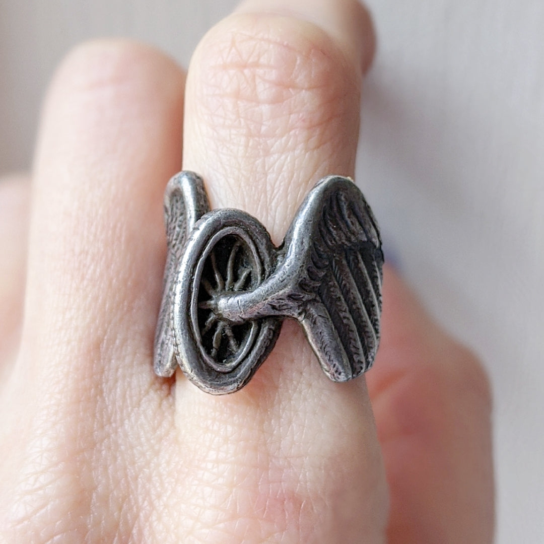 Vintage Sterling Winged Chariot Ring