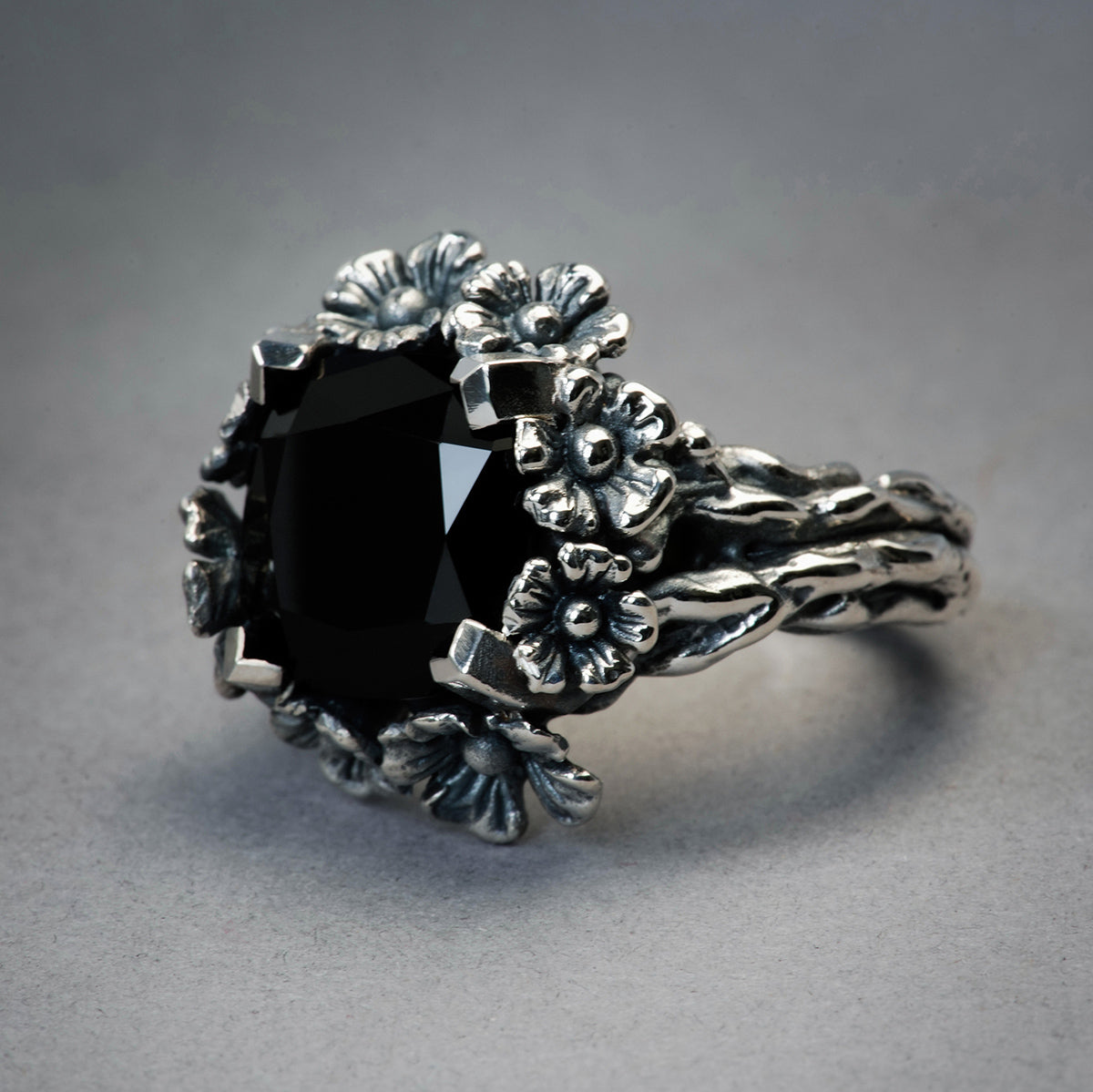 Onyx Forget Me Not Ring